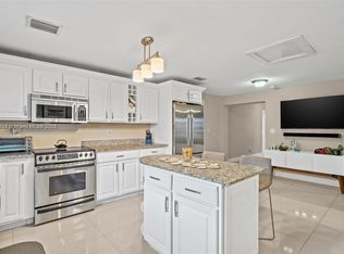 4455 SW 10th St #4455, Miami, FL 33134