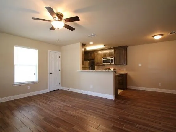 8036 Doreen Ave, Fort Worth, TX 76116