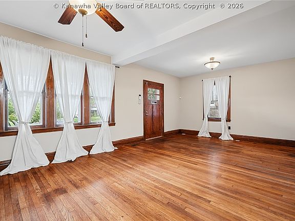 3rd image of 603 9th Ave