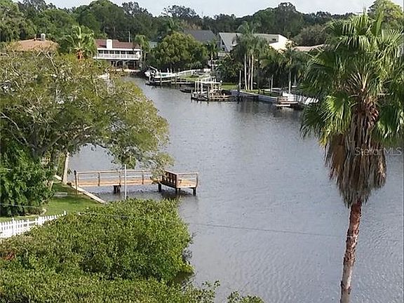 2nd image of 231 Lagoon Dr