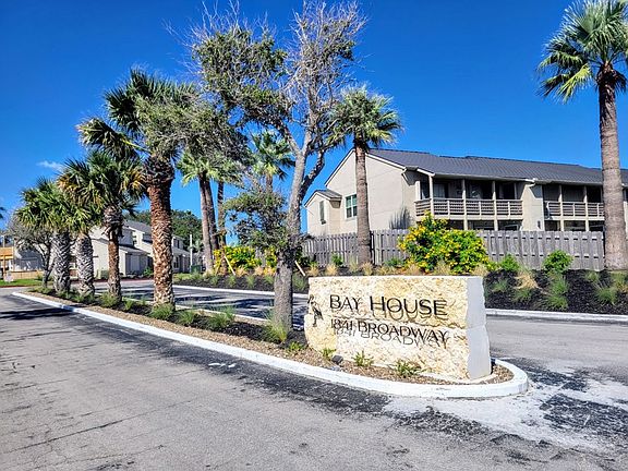 3rd image of 1502 Bayhouse Dr