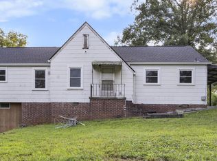211 Stooksbury Rd N, Knoxville, TN 37914