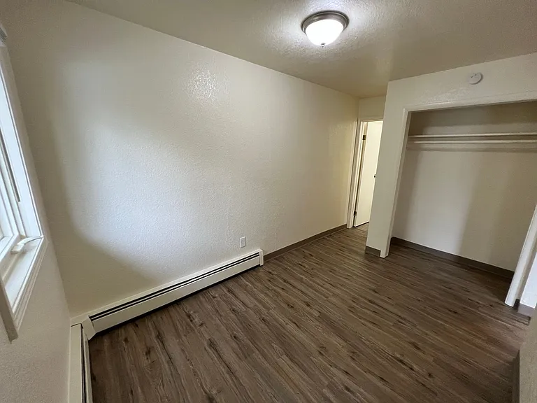 2224 D St — Photo 6
