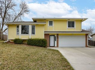 13906 Jennifer Rd, Omaha, NE 68138