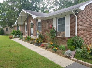 881 Lone Oak Dr, Cookeville, TN 38501
