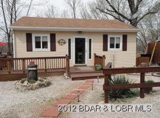 6135 Baydy Peak Rd, Osage Beach, MO 65065