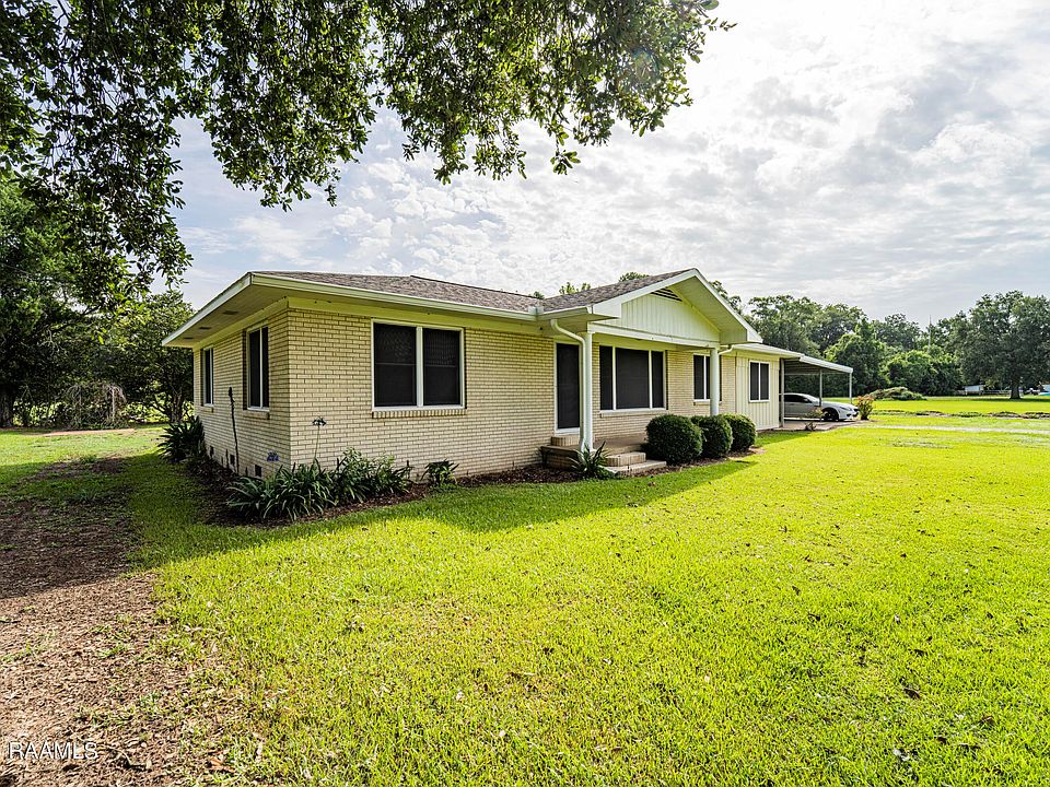 1175 Courtableau Hwy, Arnaudville, LA 70512 Zillow