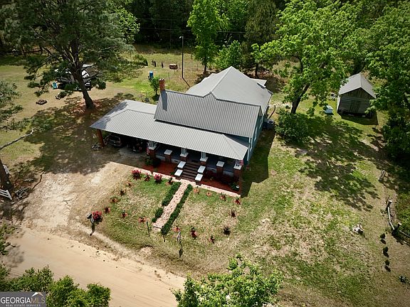 3rd image of 629 Bobby Fortner Rd