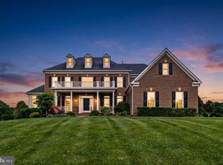 35443 Glencoe Ct, Round Hill, VA 20141