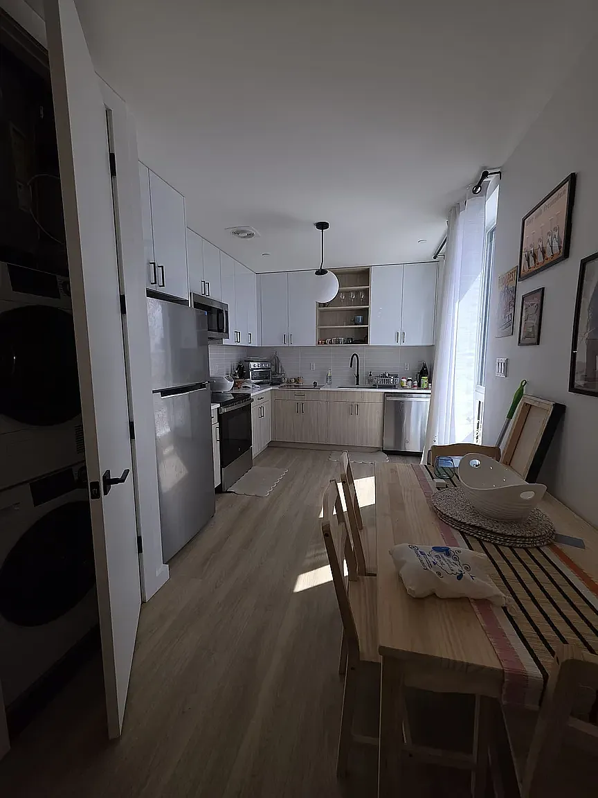 313 Linden Street — Photo 2