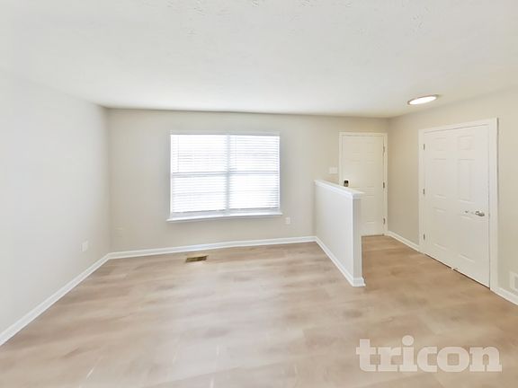 3rd image of 3644 Derby Shire Cir