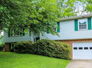 2631 Jackson Dr, Falls Church, VA 22043
