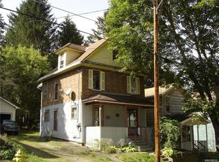 44 Summit St, Salamanca, NY 14779