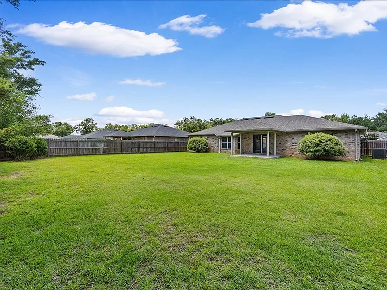 5735 Mill Stream Way — Photo 13