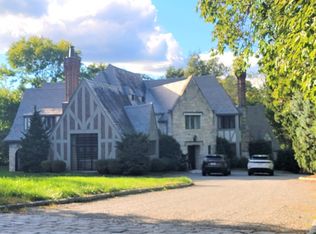 9 Elm Rock Rd, Bronxville, NY 10708