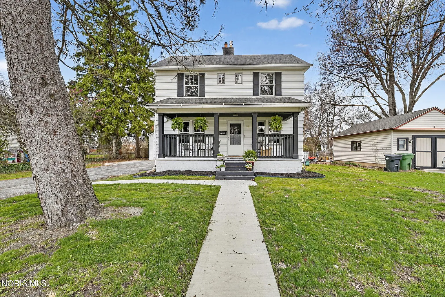 1057 Keeler St photo 1