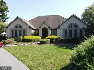 890 S Mount Pleasant Rd, Lebanon, PA 17042