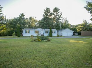 26 Nickerson Ln, Milford, ME 04461