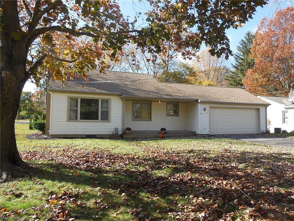 1st image of 76 Hood Dr