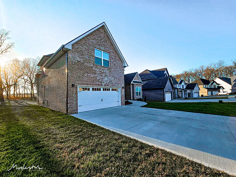 1718 Oak Forest Dr — Photo 98