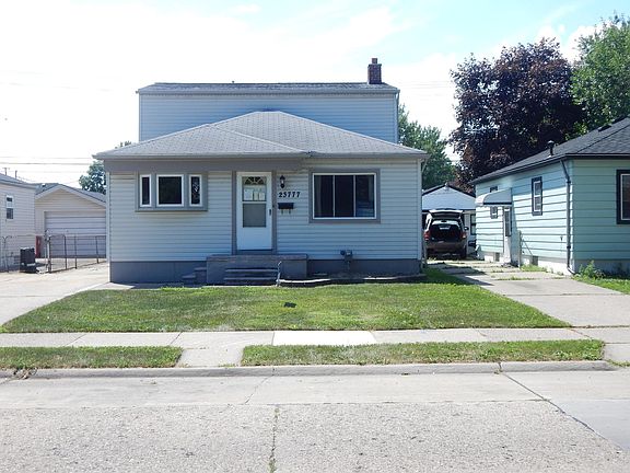 5th image of 23777 Tuscany Ave