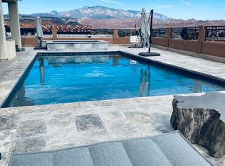 20 N Angels Landing Dr, Washington, UT 84780