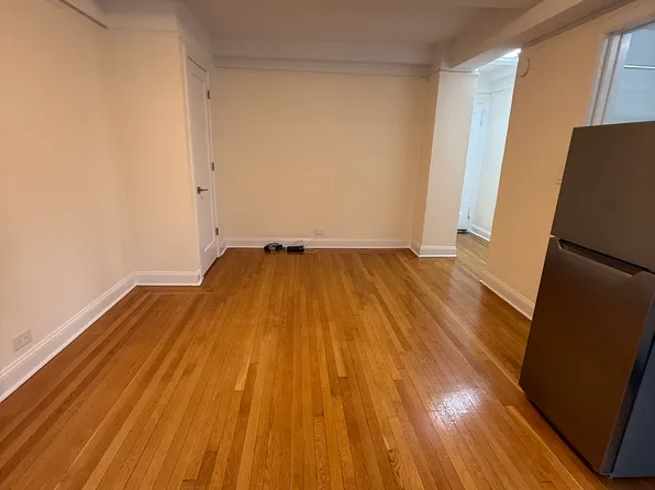 309 West 57th Street image 1 of 4
