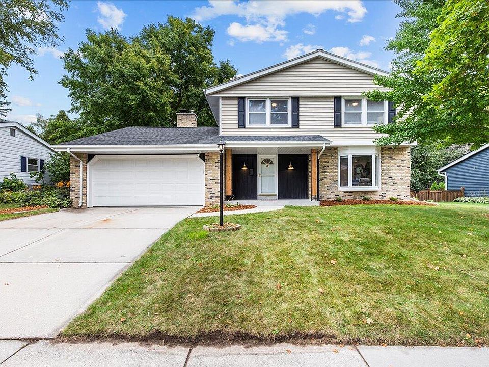 1st image of W52N764 Windsor DRIVE