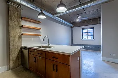 Kretschmer Lofts — Photo 42