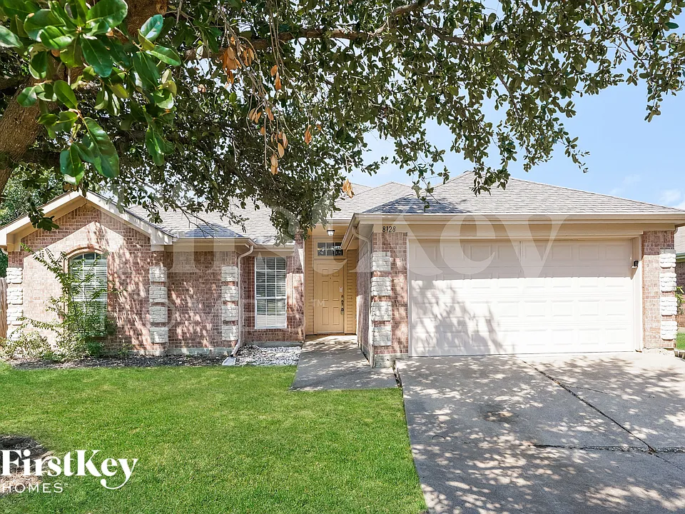 8128 Modesto Dr