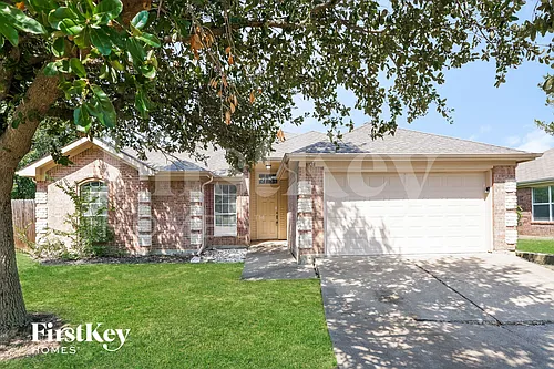 8128 Modesto Dr Photo 1