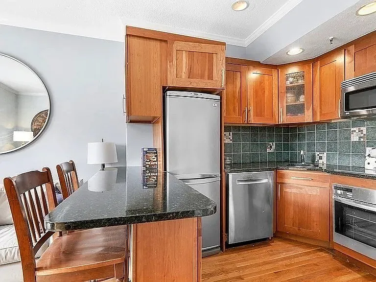 511 Beacon St #R