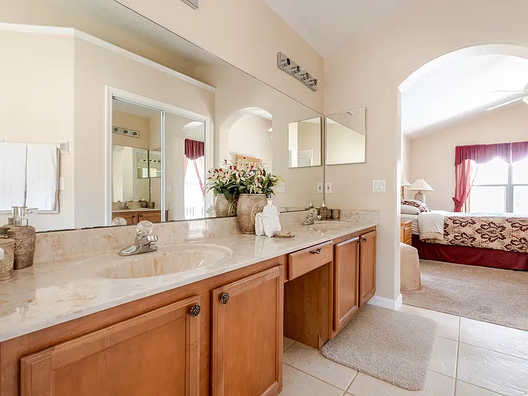 1137 Liberty Hall Dr — Photo 25