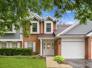1695 Mansfield Ct APT 6, Roselle, IL 60172