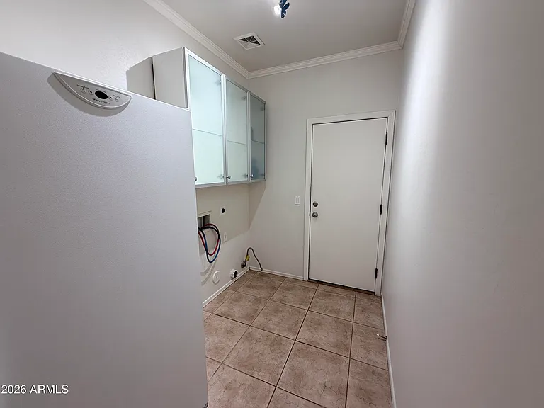 7310 E Mallory Cir — Photo 16