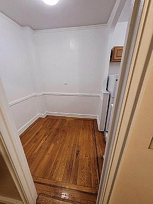 2nd image of 145 Seaman Ave #3L