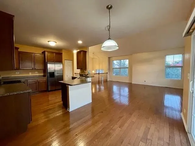 4258 Central Park Ln — Photo 9