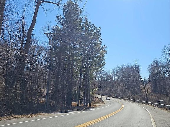 5th image of 5111 Sands Rd