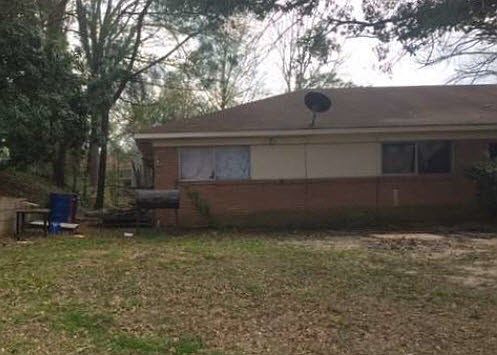 2nd image of 818 W Avalon Ave