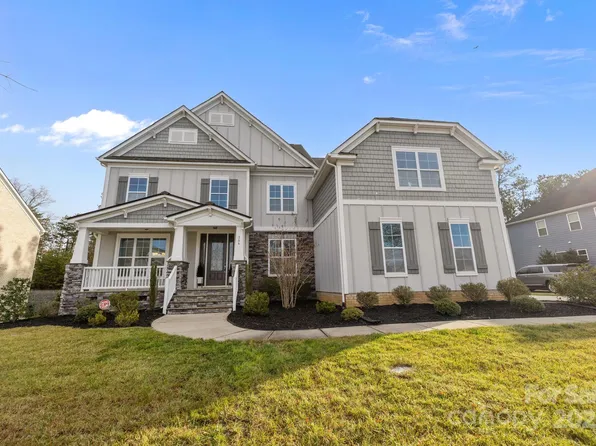 366 Hampton Trail Dr, Fort Mill, SC 29708