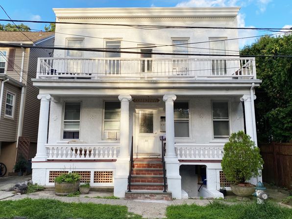 31 S Eckar St APT 1N