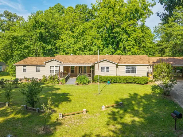 945 Snyder Rd, Arkadelphia, AR 71923