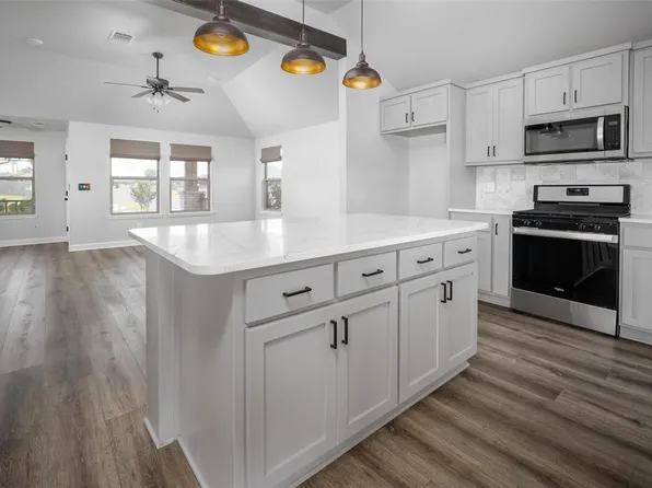 399 Renee Dr, Blanchard, OK 73010