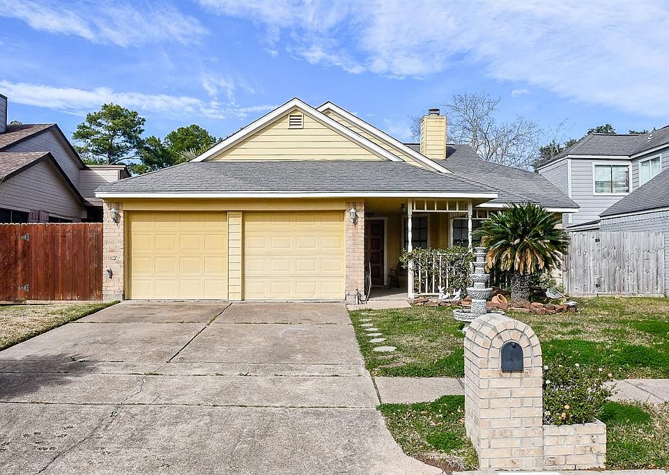 12006 Mountain Ridge Rd, Houston, TX 77043 | Zillow