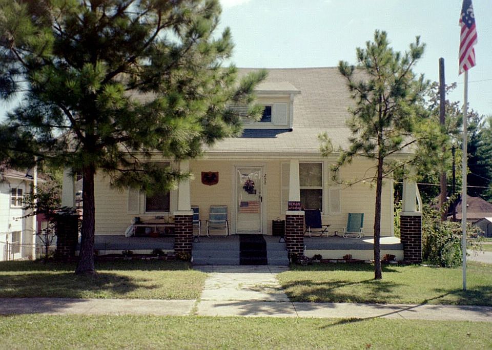 This home sweet home can be yours!