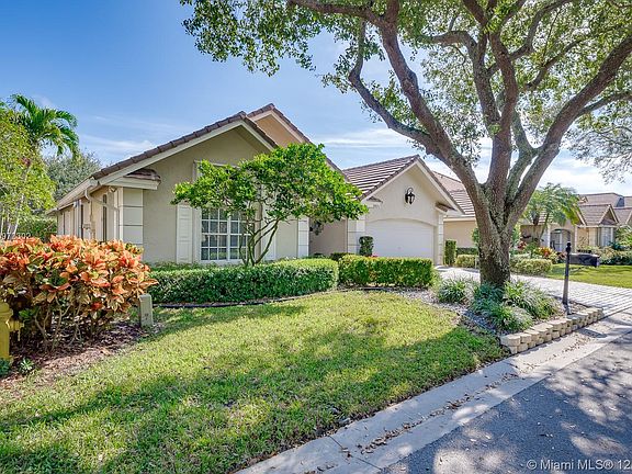 Home For Sale In Eagle Trace