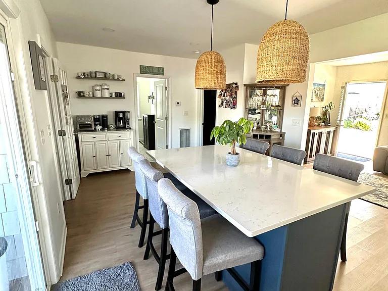 118 Kings Hwy #1 — Photo 9