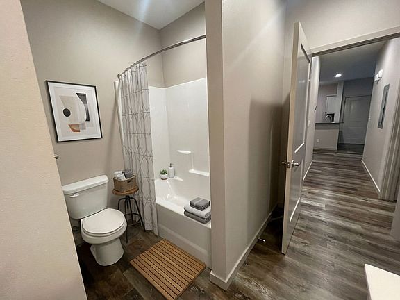 5th image of 325 Majestic Dr #134