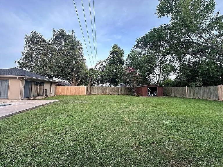 12139 Huntington Park Dr — Photo 27