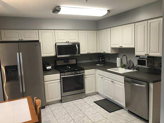 Kitchen/new appliances 